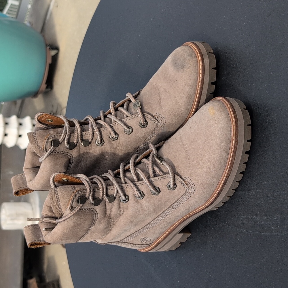 Timberland Courmayeur Valley Lace-Up Boots Women's 6.5 Taupe